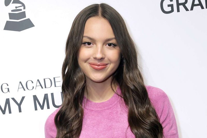 Olivia Rodrigo's Bird Problem