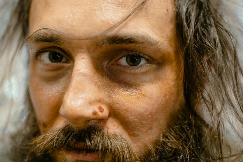 They Have Unusual Or Unkempt Physical Traits