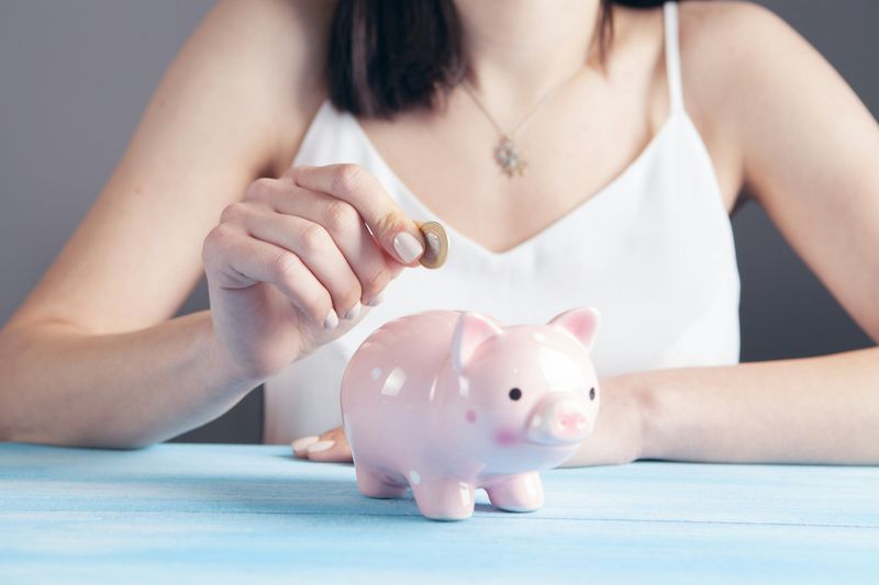 Want to Feel Financially Comfortable? These 15 Rules Might Help