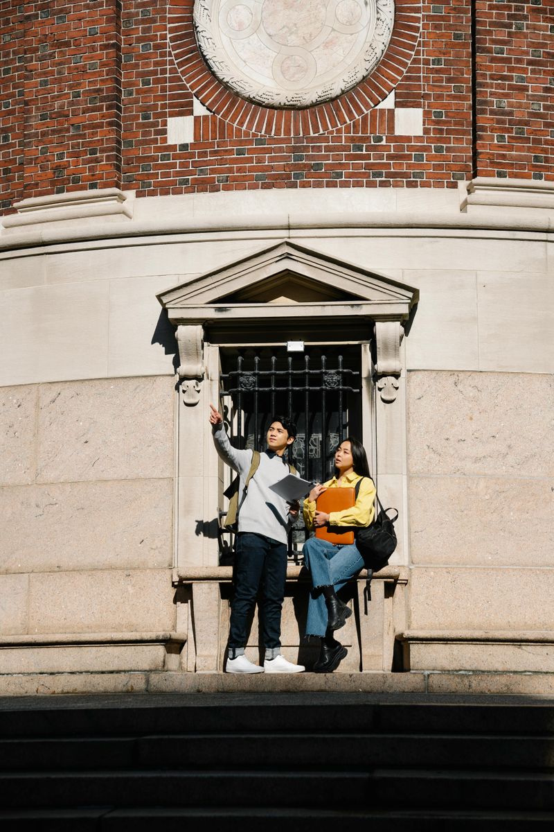 Navigate Using Landmarks and Ask Strangers for Directions