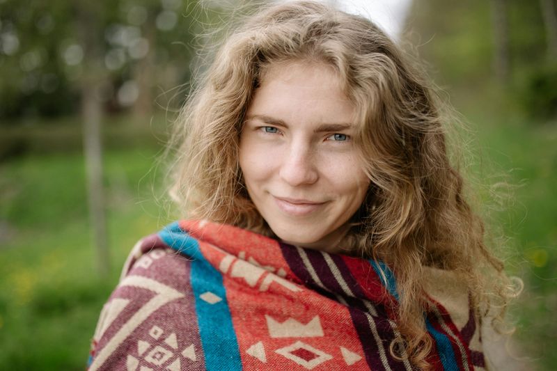 10 Habits That Quietly Make Life Feel More Stable and Grounded