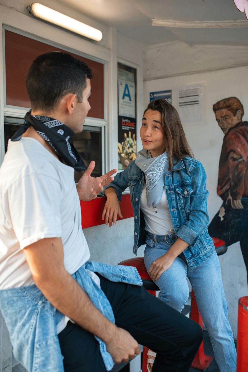 They Subtly Mirror Your Body Language 