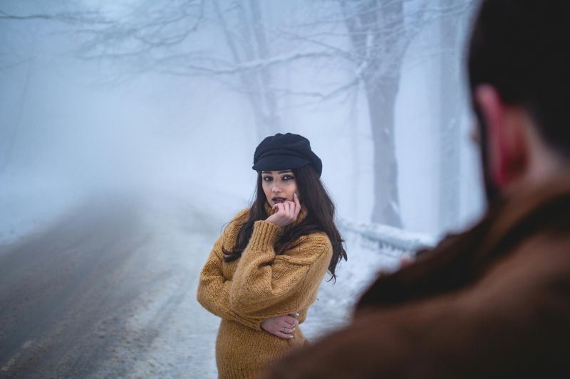 12 Clear Signs He's Leading You On, According to Women