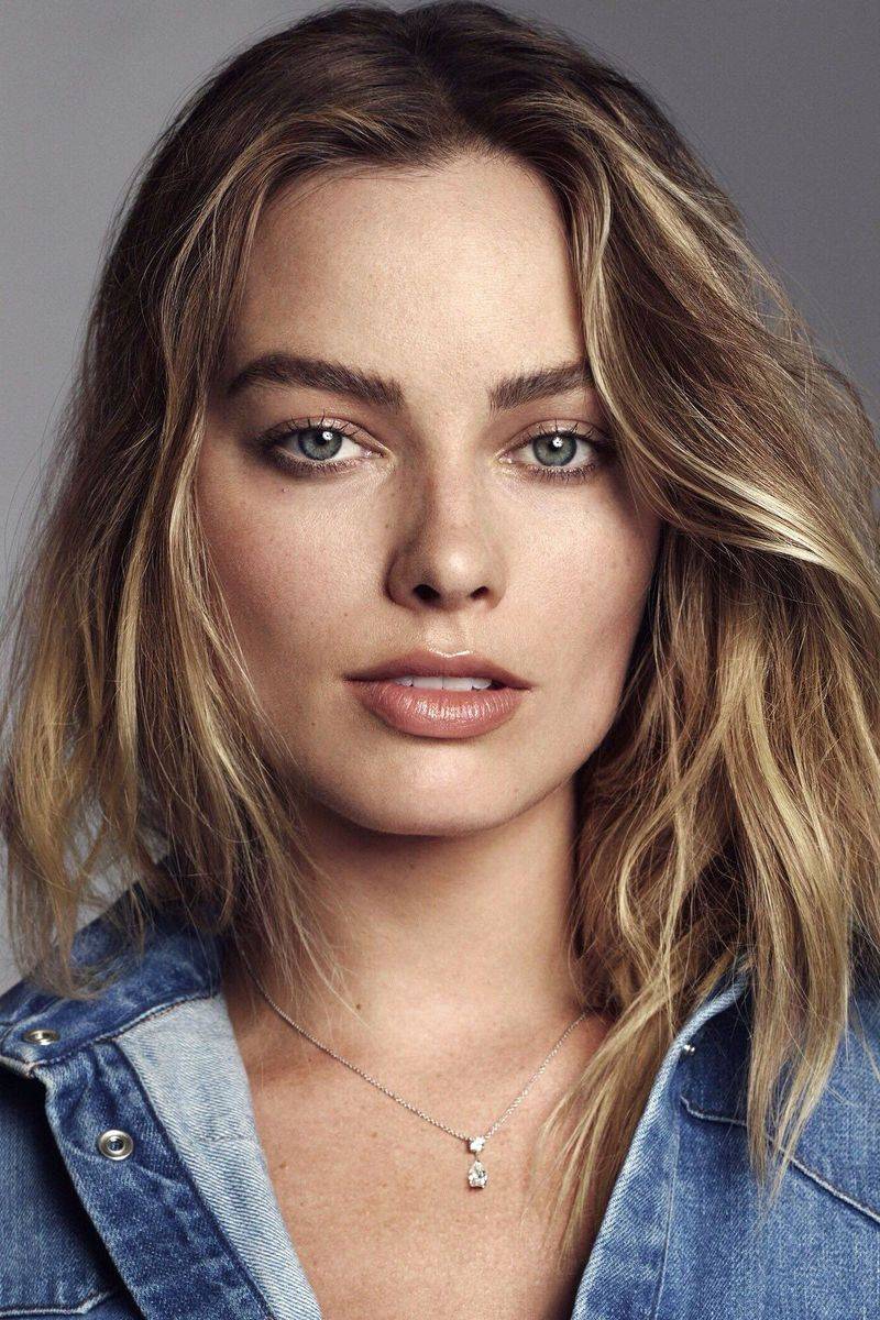 Margot Robbie 