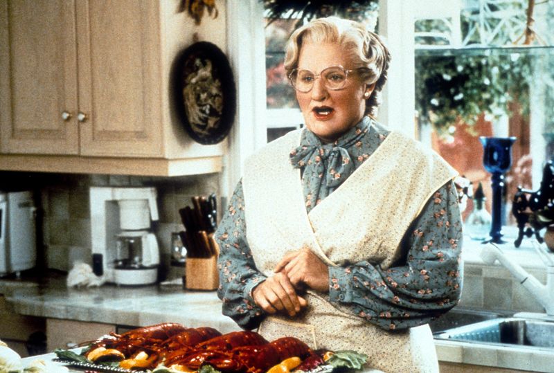 Daniel Hillard / Mrs. Doubtfire – Mrs. Doubtfire (1993)