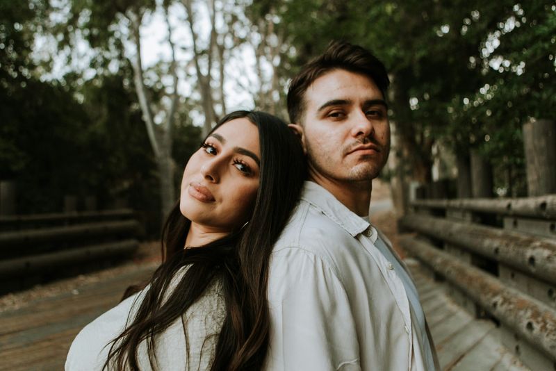 10 unacceptable requests you shouldn't ignore in a relationship