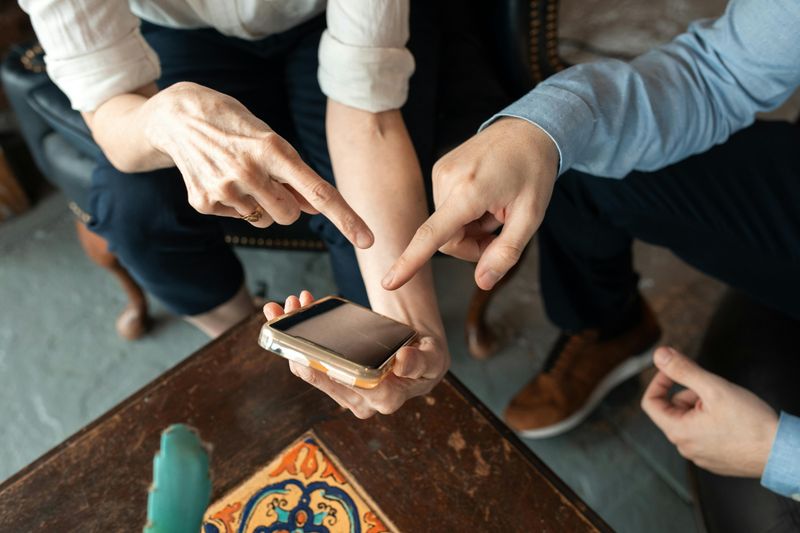 Showing Physical Anxiety When You Touch Their Phone