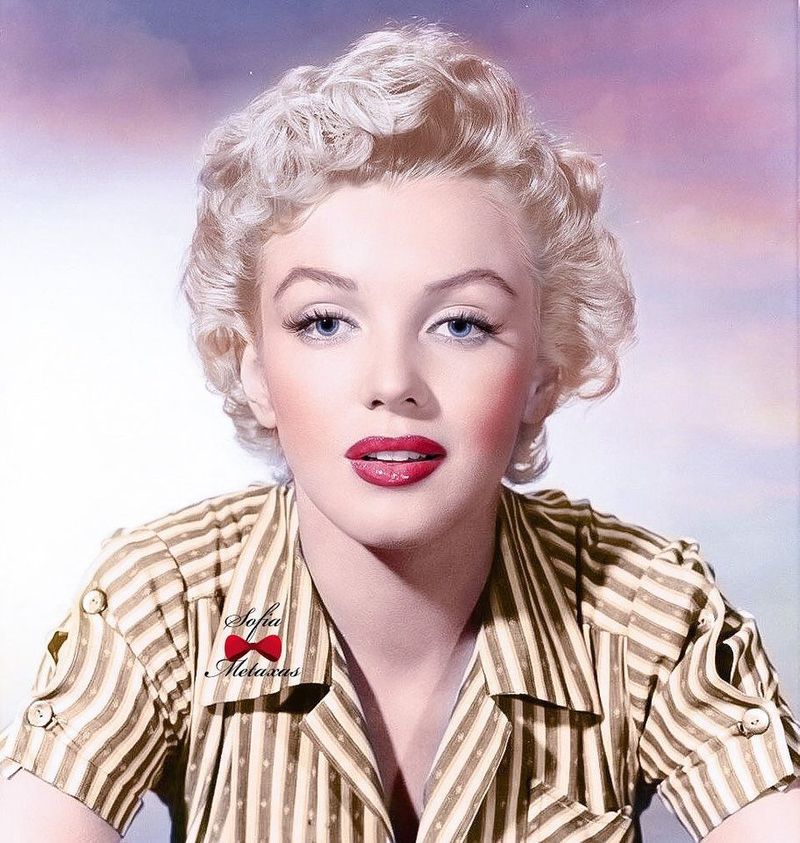 Marilyn Monroe: The Intellectual Behind the Glamour