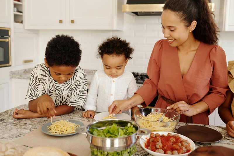 Feeding Kids Simple, Home-Cooked Meals