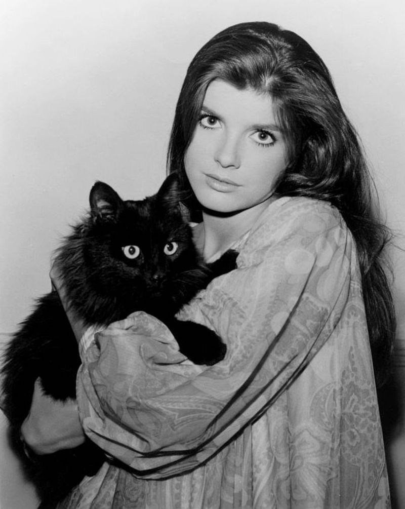 1976: Katharine Ross