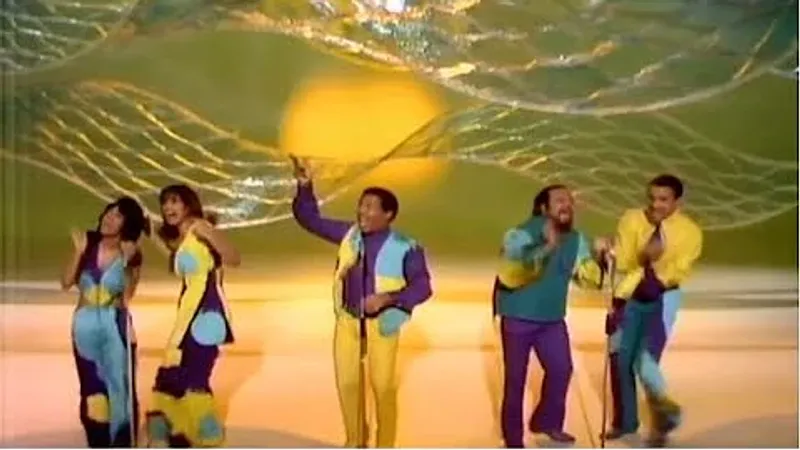 Aquarius/Let the Sunshine In by The 5th Dimension (1969)