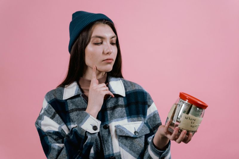 Women Save More Consistently