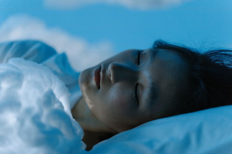 Vivid Dreams with Clear Messages