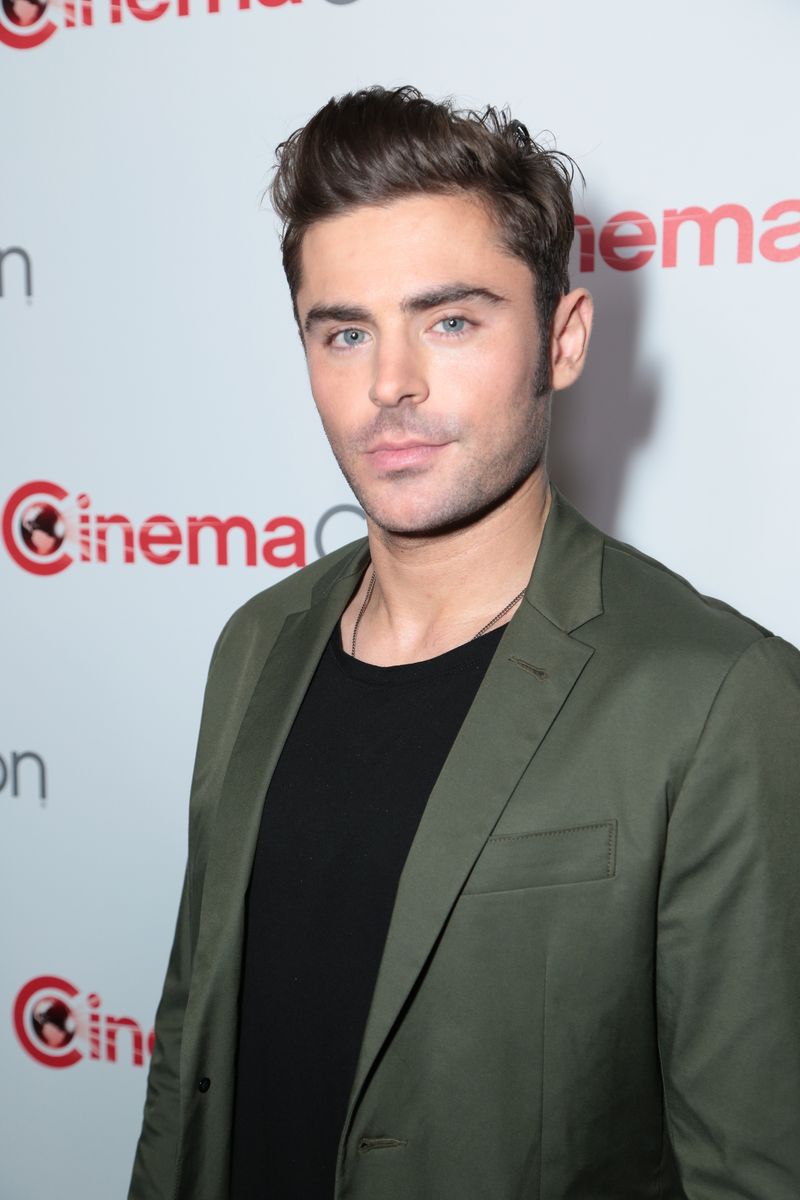 Zac Efron - Ted
