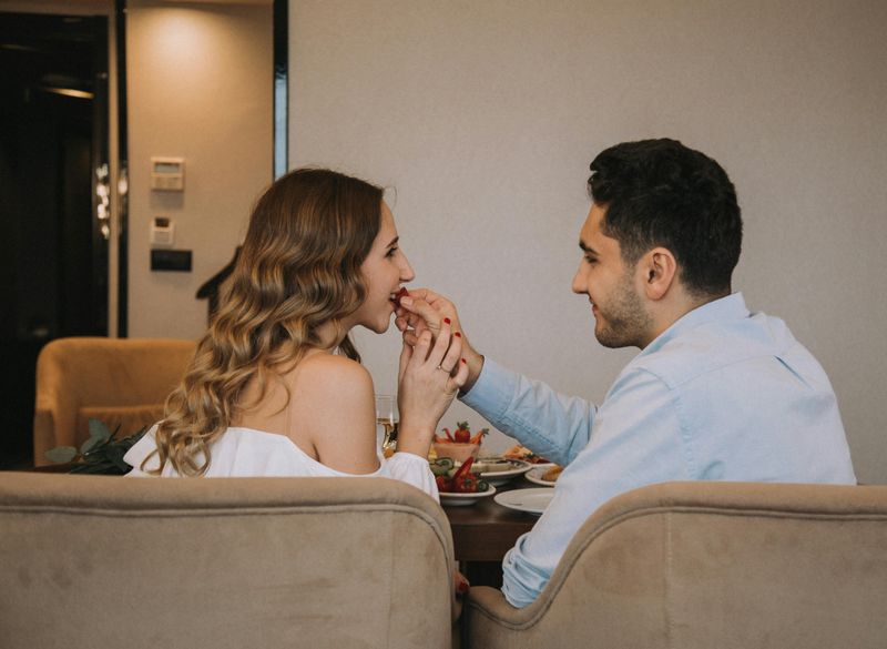 They Treat Each Date Like a Performance Review