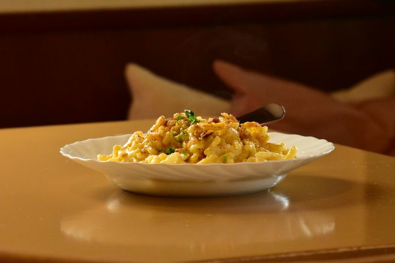 Mac and Cheese Comfort Seekers