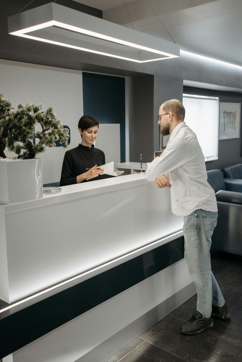 Receptionist