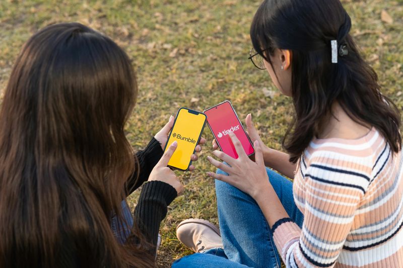 Dating App Behavior