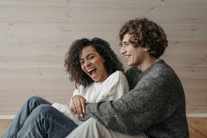 Knows How to Laugh Together