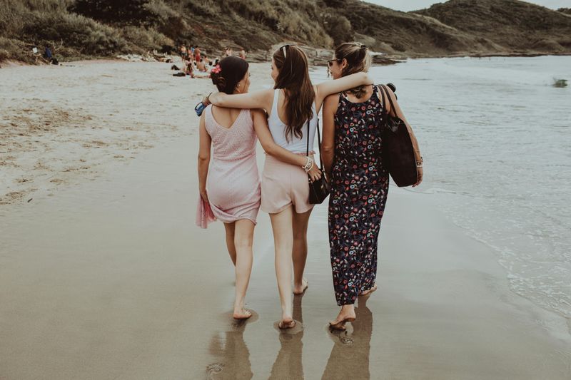 Vacation With Incompatible Friends