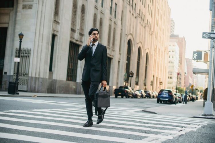 11 Reasons Social Circles Often Shrink as People Grow Older
